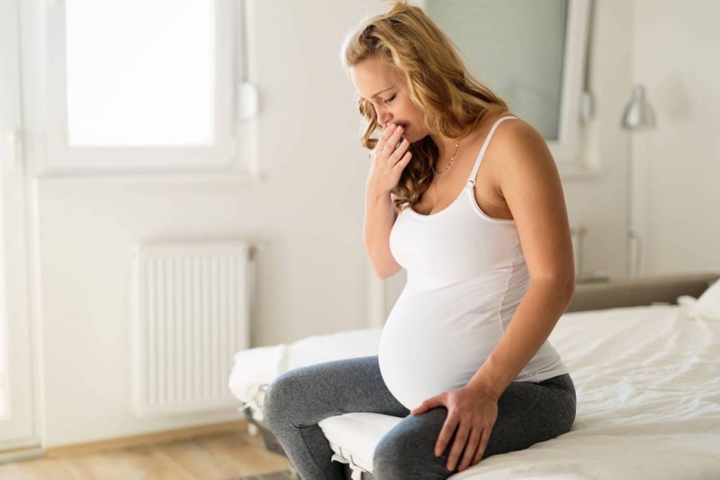 Поздний токсикоз при беременности: симптомы, причины и чем опасен