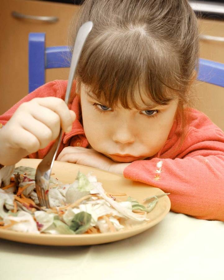 Как приучить ребенка к здоровому питанию: основные правила