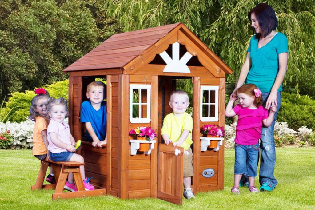 Детский игровой домик в квартире и на даче: обзор 7 видов и 5 правил выбора, видео