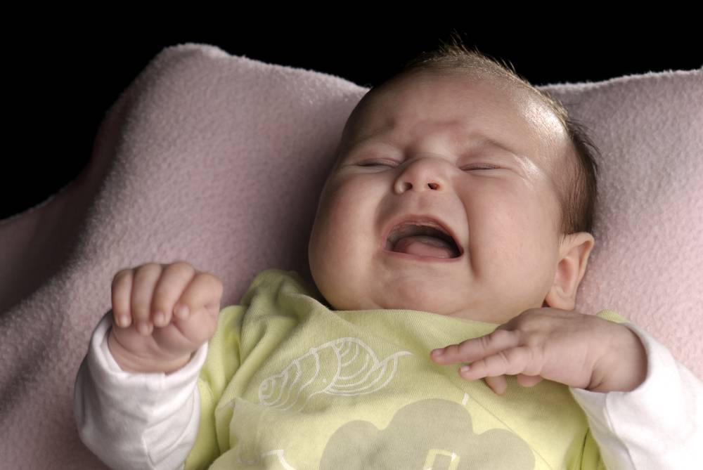 Ребёнок плачет во сне комаровский: рекомендации известного педиатра по решению проблемы
