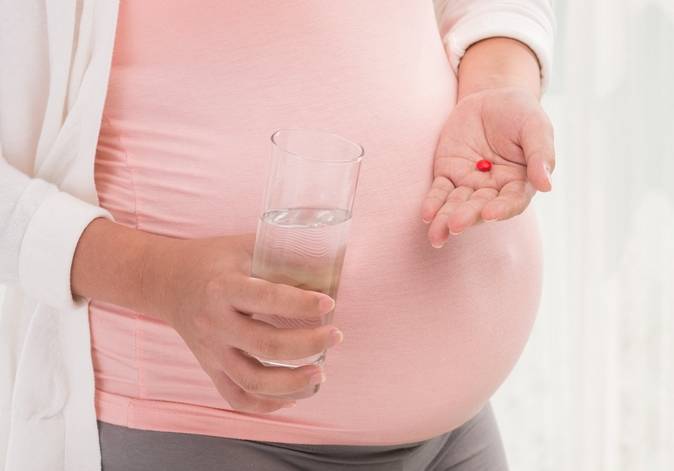 Опасно ли скопление газов во время беременности?