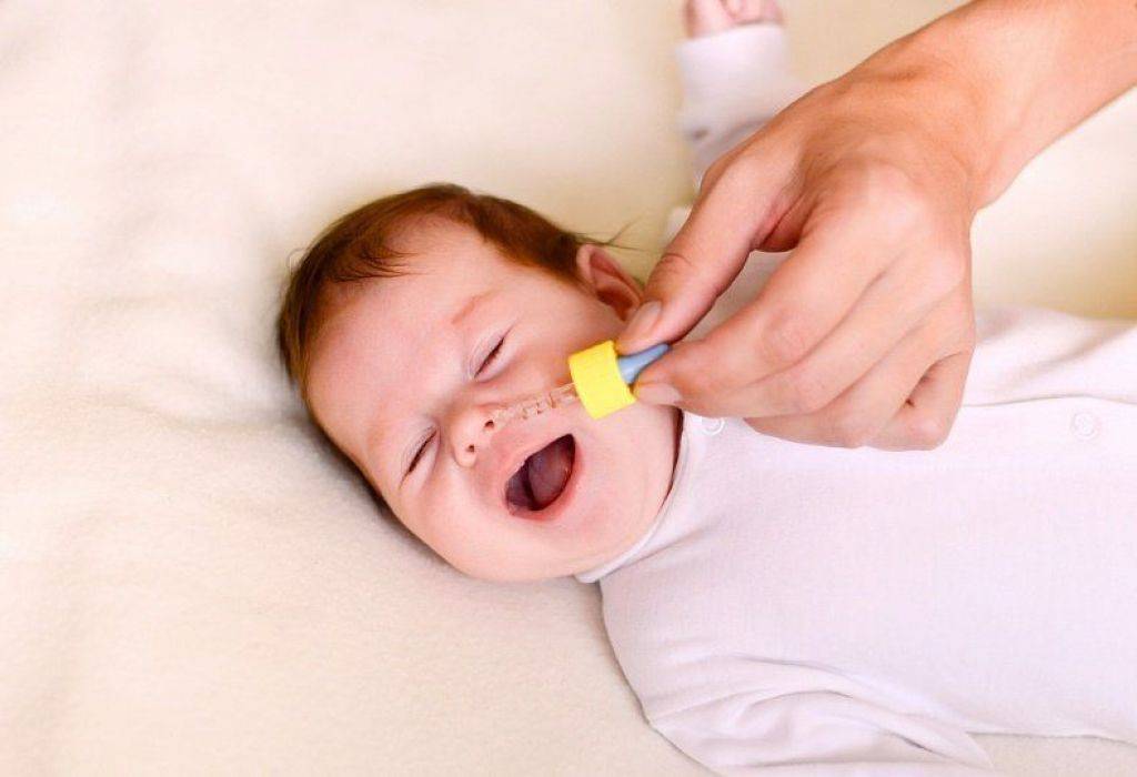 Можно ли купать ребенка при кашле и насморке без температуры, комаровский