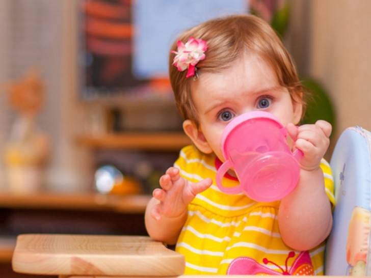 С какого возраста можно давать ребенку чай: с какого возраста, со скольки месяцев можно дать зеленый и черный чай грудничку