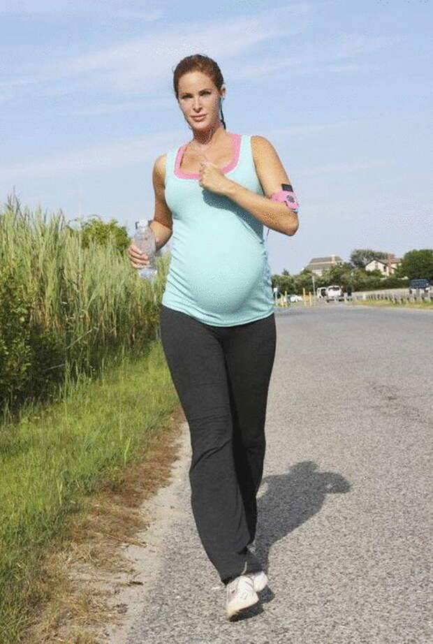 Ходьба при беременности: можно ли беременным много ходить пешком на ранних и поздних сроках?