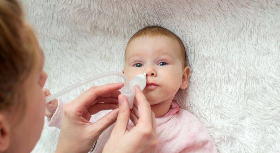 Шум и боль в ухе — лечение ребенка