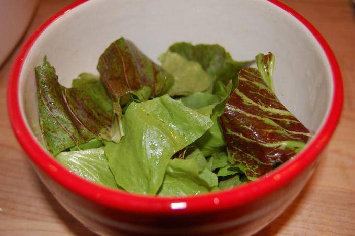 Можно ли кормящей маме листья салата