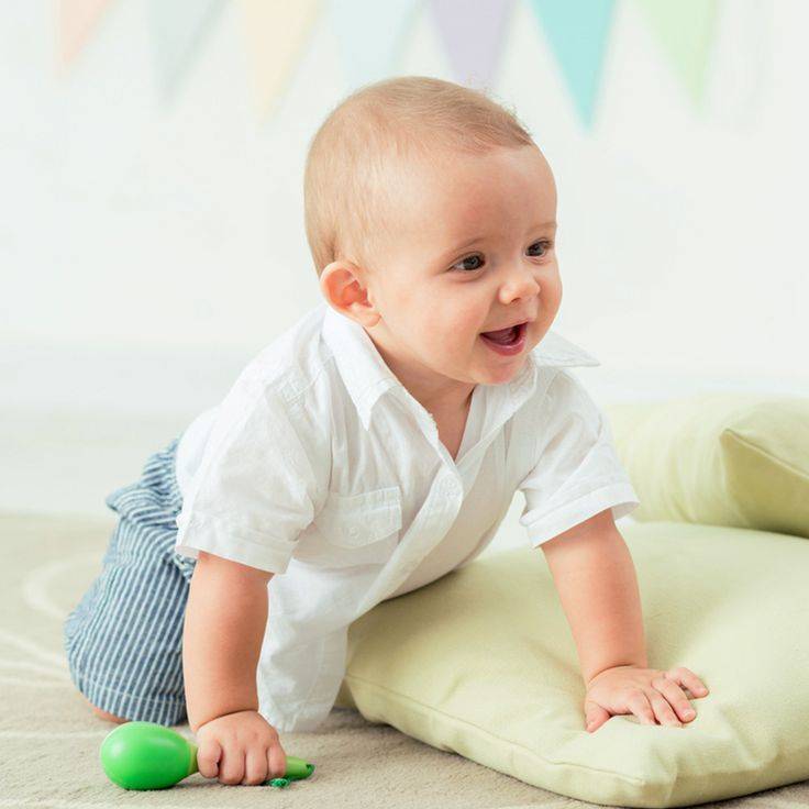 Как научить ребенка ползать: правильные упражнения и советы родителям по обучению малышей