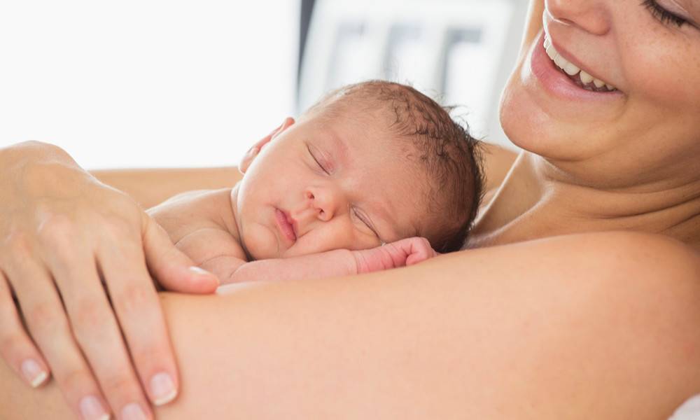 Почему младенцы крепко спят под «белый шум», и что это такое