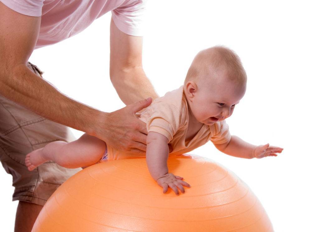 Массаж и гимнастика для новорожденных детей