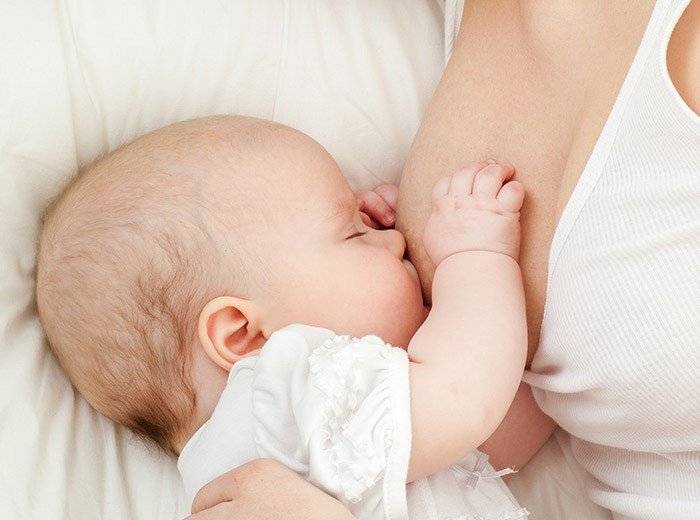 Как мы разделяли грудь и засыпание. ребенок спит только с грудью