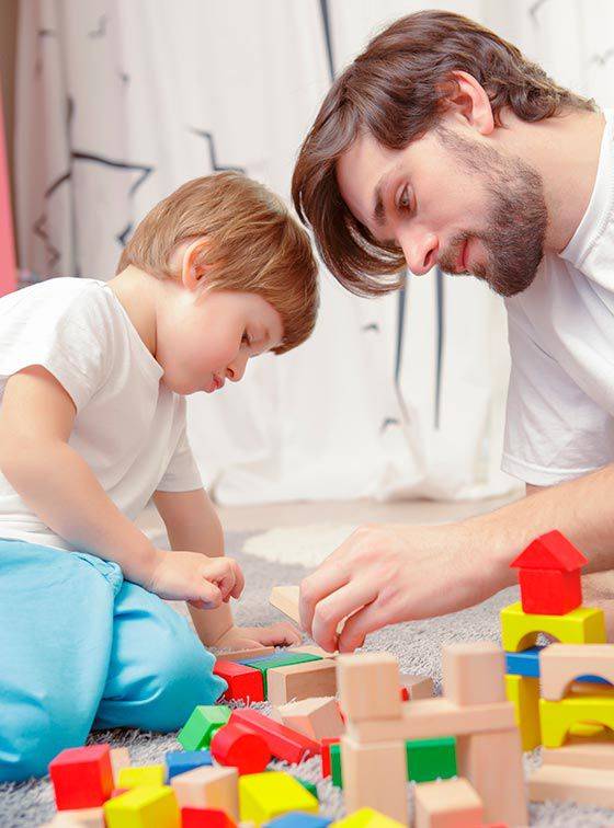 Во что поиграть с детьми: 5 помощников для ленивых родителей