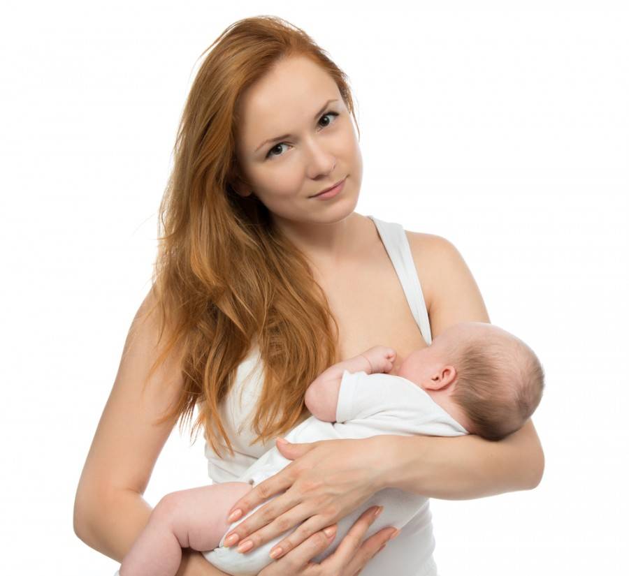 Как брать новорожденного на руки — советы родителям