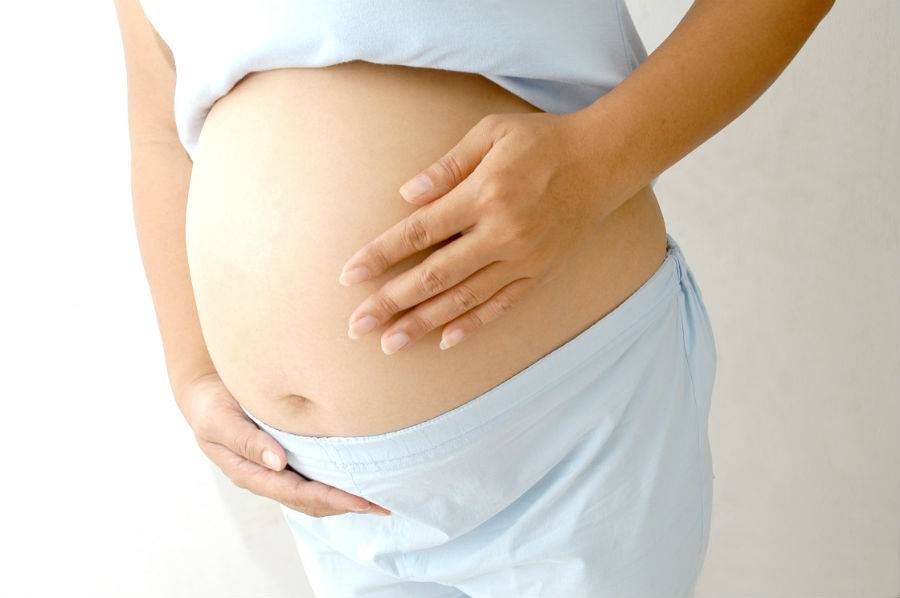 Болит живот при беременности. причины и последствия болей в животе у беременных
