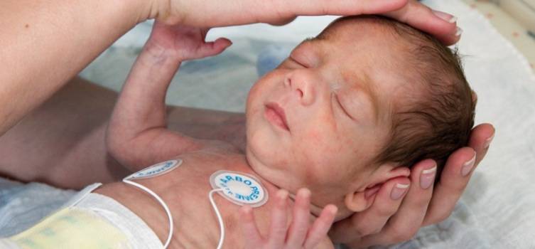Причины возникновения шумов в сердце у новорожденного ребенка