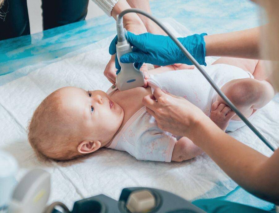Узи головы новорожденного: особенности проведения процедуры, нормы и патологии