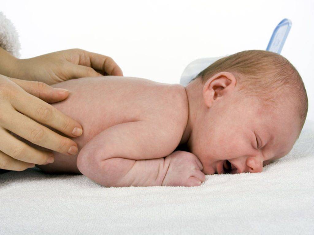Отеки после родов: причины и лечение
