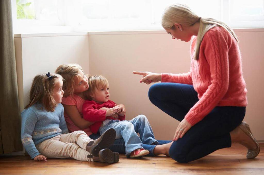 Испортить жизнь ребенку могут 6 популярных родительских фраз