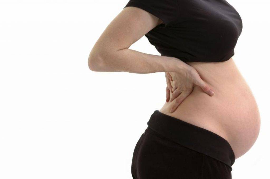 Что предпринять, если при беременности болит желудок?