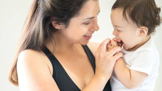 Отлучение ребенка от груди: ребенок в год - women first