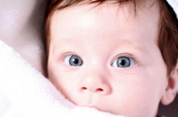 Разные по размеру зрачки у ребенка — причины анизокории