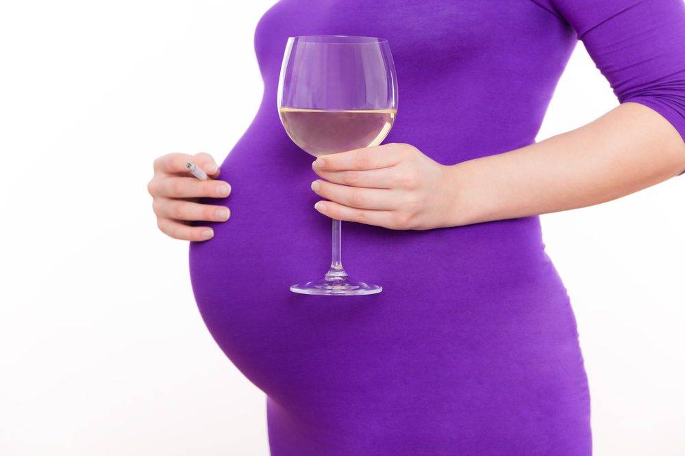 Влияние алкоголя на беременность: мифы и правда, вред для плода
