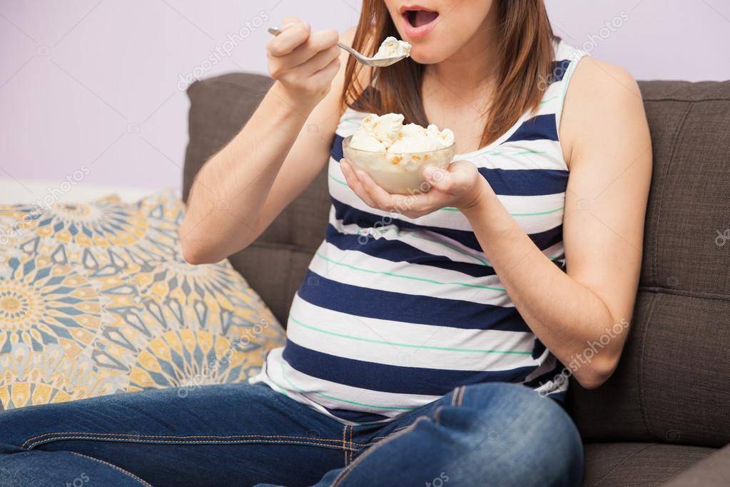 Мороженое во время беременности | можно ли беременным есть мороженое