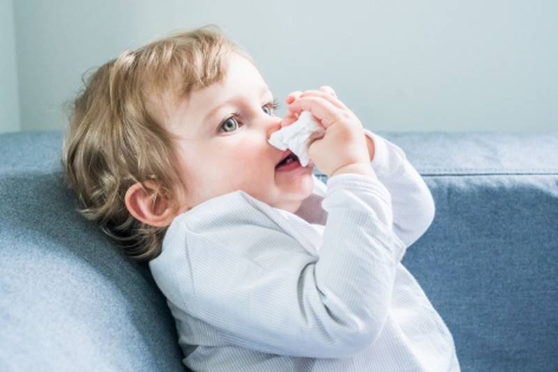 Насморк у ребенка, быстрое и эффективное лечение насморка у детей, как вылечить детский ринит