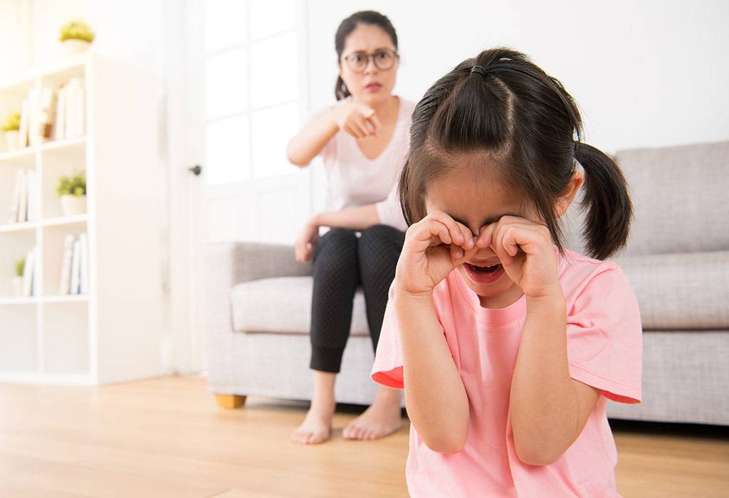 Что делать, если ребенок не слушается родителей?