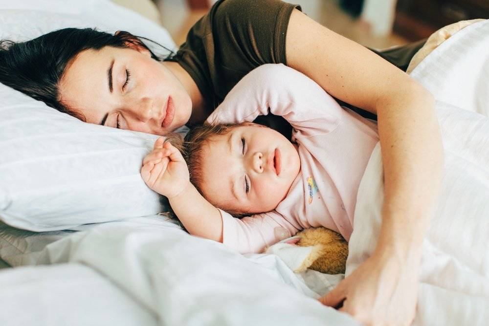 Лайфхак: как отучить ребенка спать с родителями