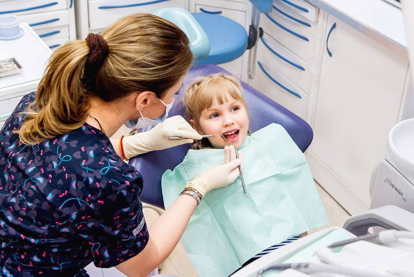Причины детского страха стоматолога и как с ними бороться
