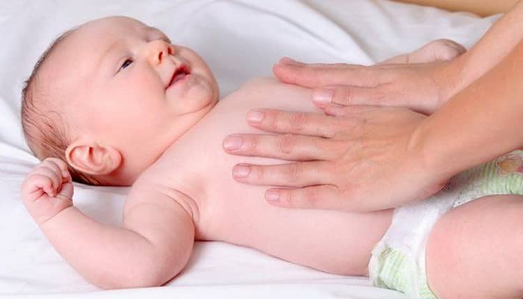 Вздутие живота у ребенка: причины и возможные меры лечения