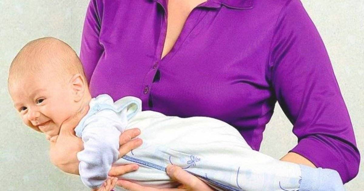 Как правильно держать и носить на руках новорождённого ребёнка
