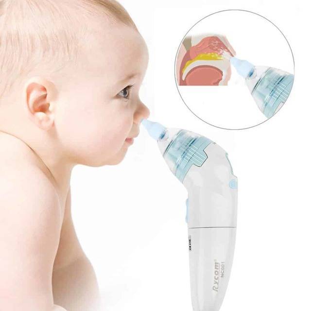 Как в домашних условиях почистить нос новорожденному ребенку?