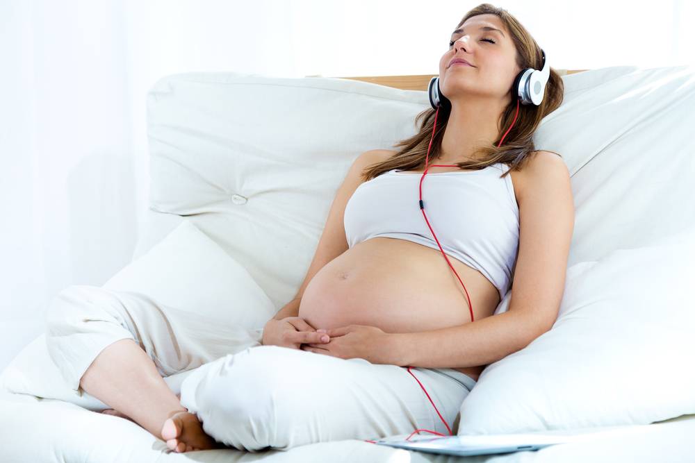 Музыка при беременности для развития: как влияет на плод
