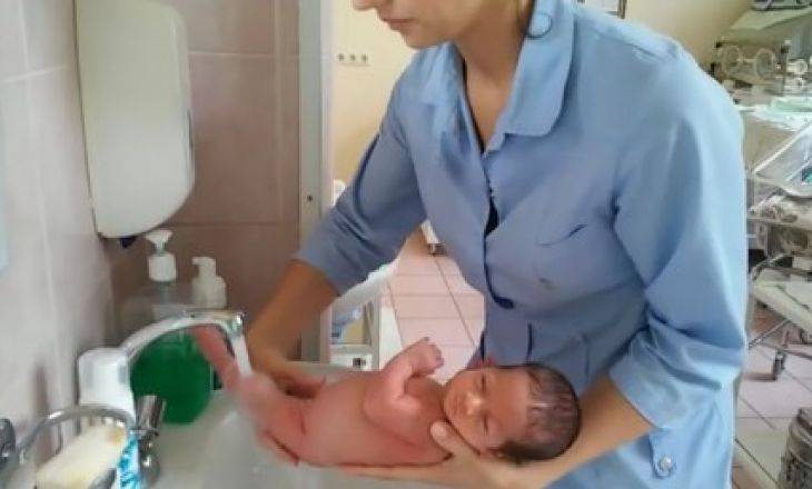 Можно ли мыть новорожденного мылом, как выбрать мыло? как правильно мыть новорожденного и каким мылом пользоваться - автор екатерина данилова - журнал женское мнение