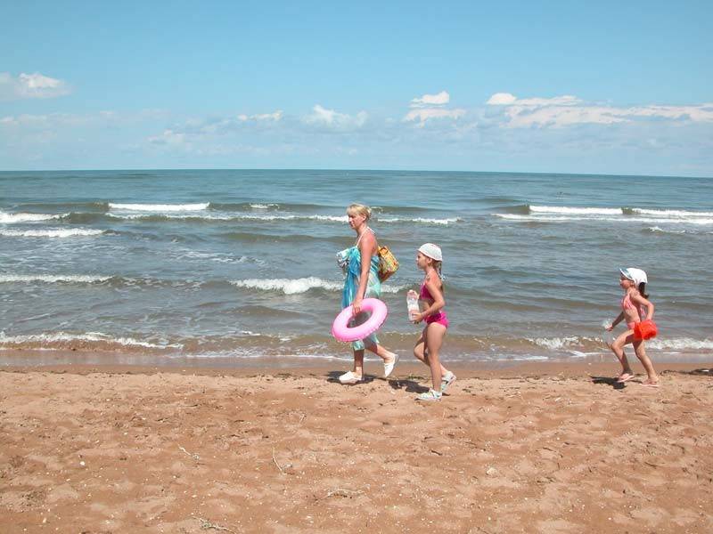 Недорогой отдых на каспийском море летом 2021: цены на курортах, отдых с детьми — суточно.ру