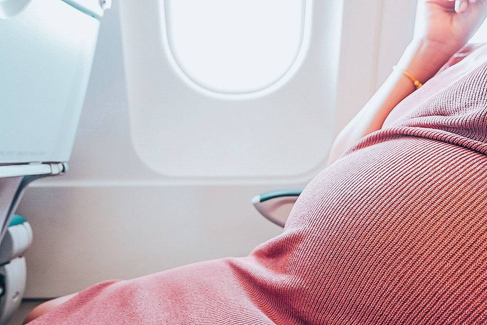 Можно ли летать беременной на самолете?