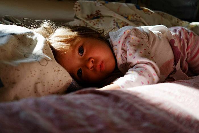 Самостоятельное засыпание ребенка - как научить грудничка