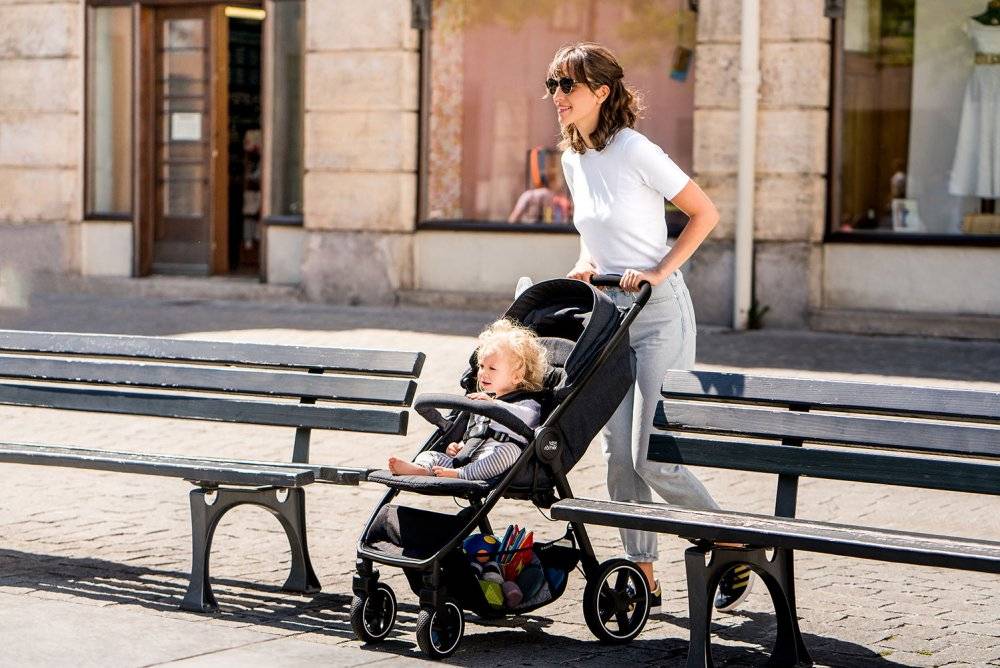 Когда реально с ребенком гулять без коляски? - болталка для мамочек малышей до двух лет - страна мам