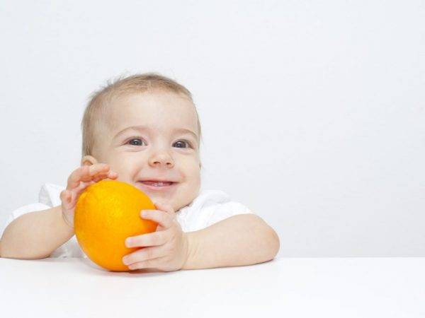 С какого возраста можно давать ребенку апельси