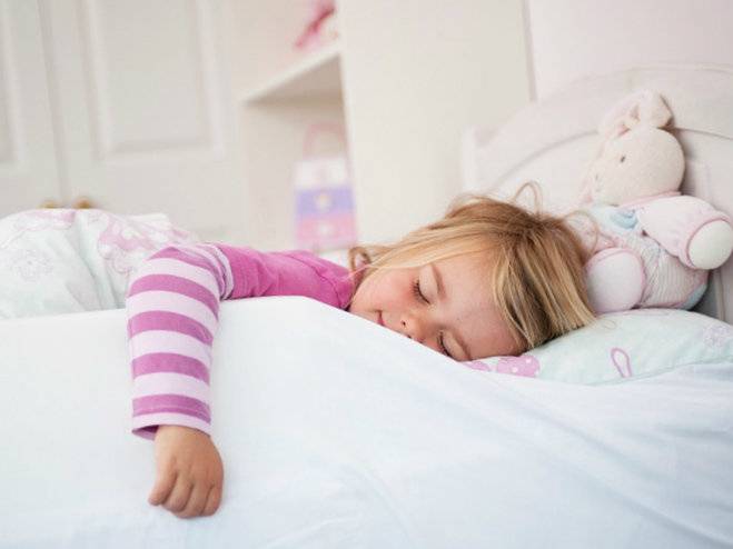 Как разбудить ребёнка для кормления? рекомендации