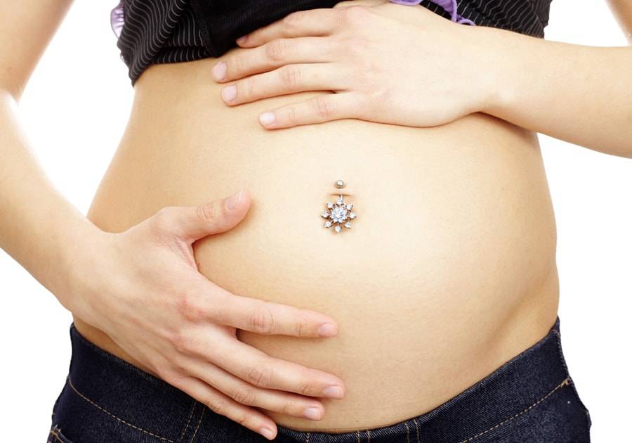 Стоит ли делать пирсинг при беременности