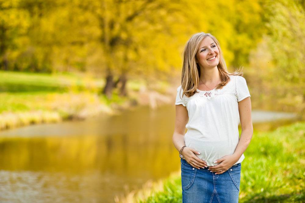 Здоровье беременной: сколько гулять будущей маме зимой