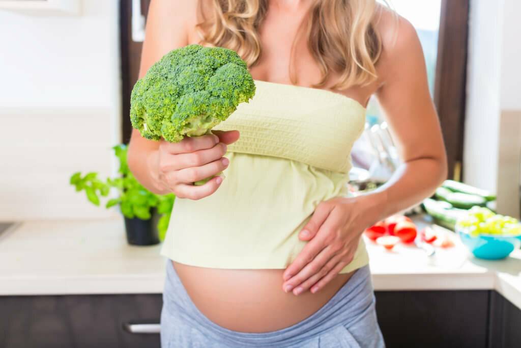 Неоценимая польза брокколи во время беременности