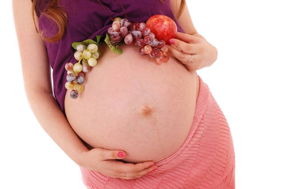 Виноград при беременности - можно ли в 1,2 и 3 триместре