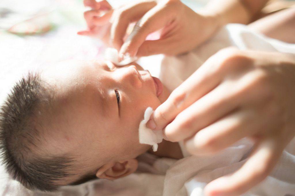 Гигиенических средствах ухода за новорожденными