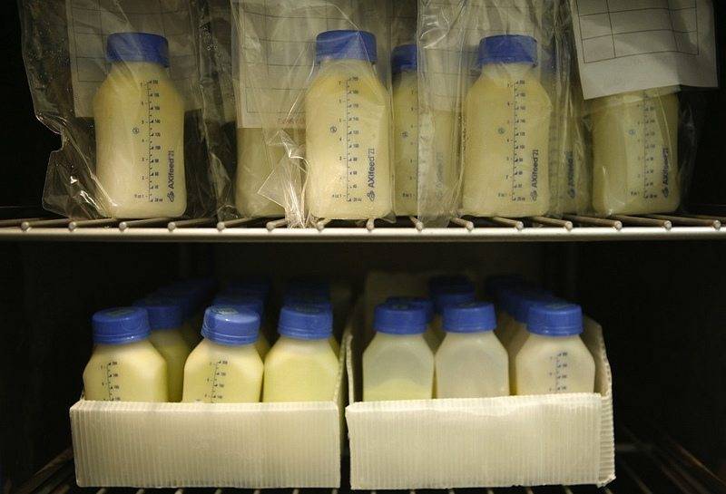 Как замораживать грудное молоко правильно и сколько хранить