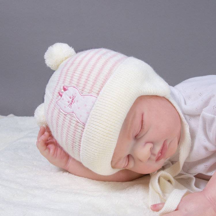 Как связать шапочку для новорожденного спицами: видео, описания, схемы для начинающих и опытных