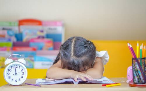 Почему ребенок ленивый, что делать: советы психолога, как воспитывать