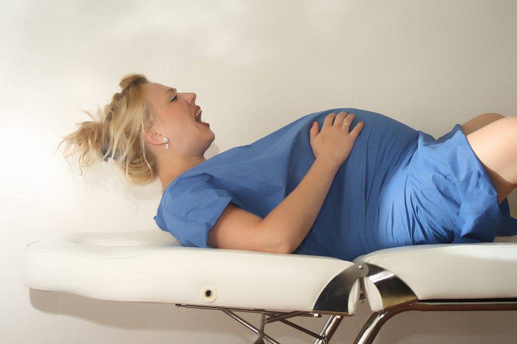 Как правильно тужиться во время родов — беременность. беременность по неделям.
